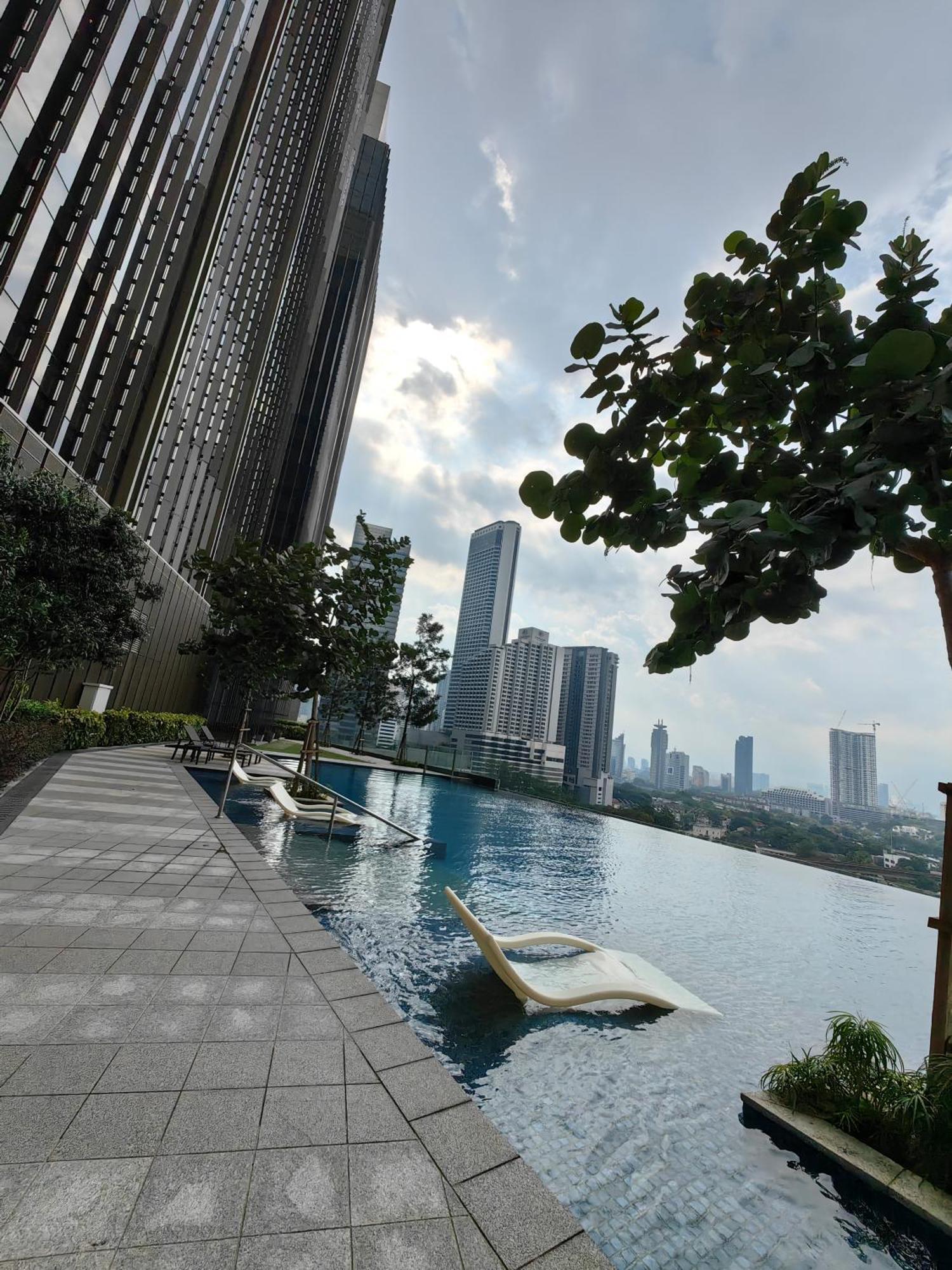 Pavillion Embassy Service Apartment By Autumn Suites Premium Stay Kuala Lumpur Eksteriør billede